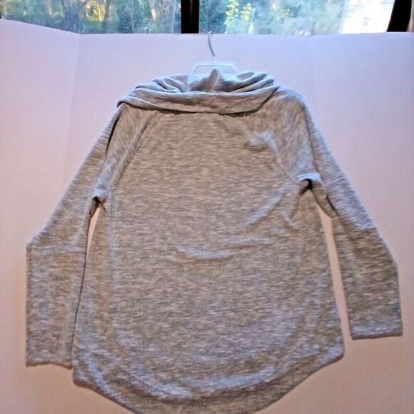 Westbound Large Turtle Neck Gray Shirt, Warm, Cozy, Soft, Minimalist. - Picture 1 of 10